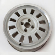 Load image into Gallery viewer, 1x Alufelge 16 Zoll 6.0&quot; 4x100 43ET Glanz Weiß 1S0601025B Vw Rim Wheel