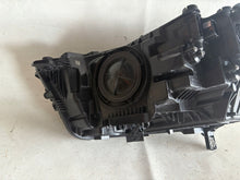 Laden Sie das Bild in den Galerie-Viewer, Frontscheinwerfer Audi Q3 83A941036C LED Rechts Scheinwerfer Headlight