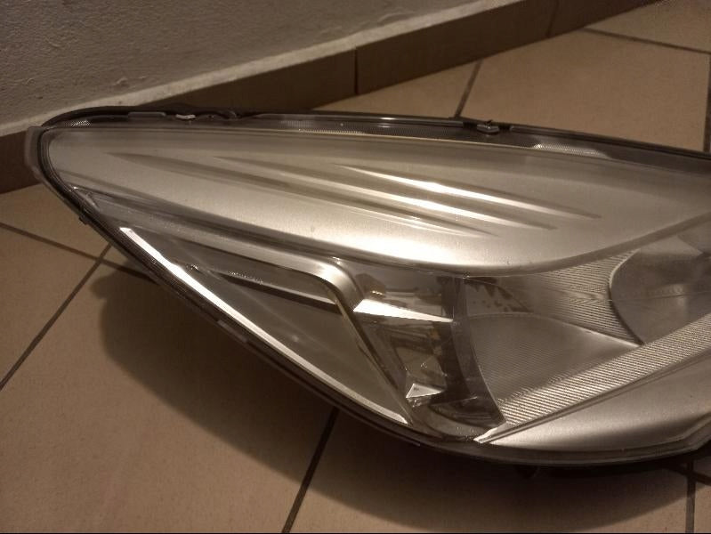 Frontscheinwerfer Ford Kuga CV44-13W029-AE Rechts Scheinwerfer Headlight