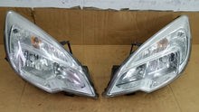 Laden Sie das Bild in den Galerie-Viewer, Frontscheinwerfer Opel Meriva B 13286612 Halogen Links Scheinwerfer Headlight