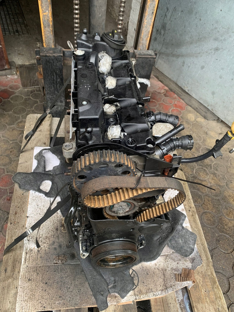 Motor Skoda VW DCXA 1.6 TDI 120PS 88kW 112TKm Diesel Engine Unkomplett