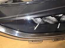 Laden Sie das Bild in den Galerie-Viewer, Frontscheinwerfer Ford Focus NX7B-13E015-CD NX7B-13E014-CD LED Rechts oder Links SCH9708012202oz