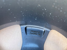 Laden Sie das Bild in den Galerie-Viewer, 1x Alufelge 17 Zoll 7.0&quot; 5x110 40ET 735602471 Fiat 500x Rim Wheel