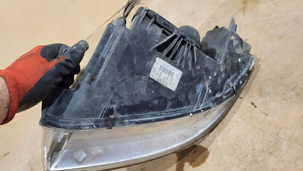 Frontscheinwerfer VW Passat 3B0941016 Rechts Scheinwerfer Headlight