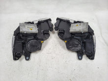 Laden Sie das Bild in den Galerie-Viewer, Frontscheinwerfer Mercedes-Benz W204 A2048202961 Xenon Ein Satz Headlight SCH4479953751sy