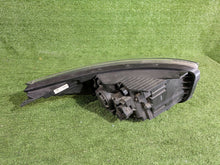 Laden Sie das Bild in den Galerie-Viewer, Frontscheinwerfer Kia Picanto CSC29087 Links Scheinwerfer Headlight SCH8623369641qi