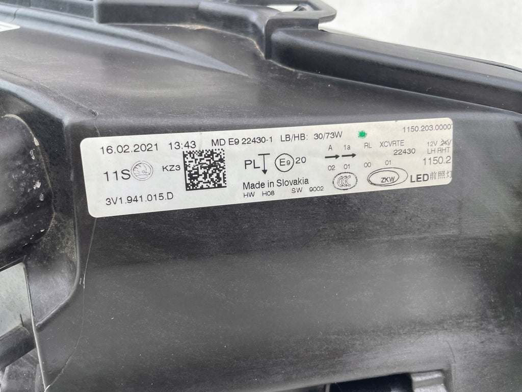 Frontscheinwerfer Skoda Superb III 3V1941015D LED Links Scheinwerfer Headlight