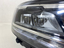 Laden Sie das Bild in den Galerie-Viewer, Frontscheinwerfer VW Passat 3G1941036P 90172735 FULL LED Rechts Headlight