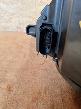 Laden Sie das Bild in den Galerie-Viewer, Frontscheinwerfer Audi Q7 4M0941005 Xenon Links Scheinwerfer Headlight