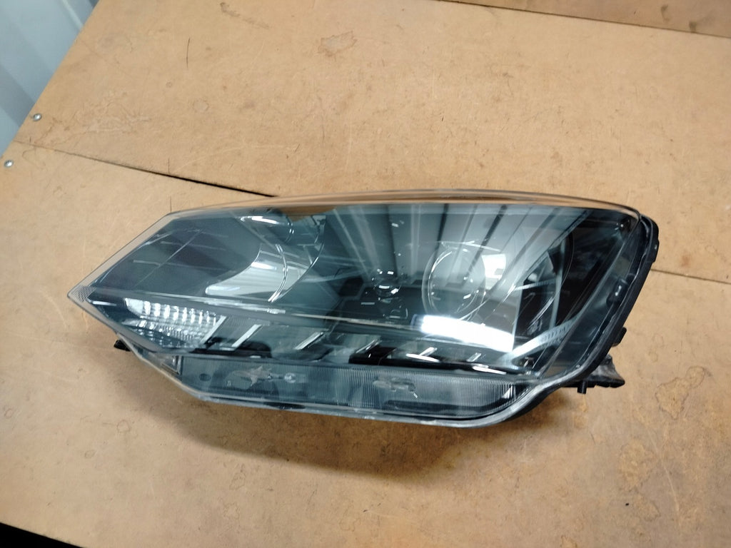 Frontscheinwerfer Skoda Fabia III 6V1941015B LED Links Scheinwerfer Headlight