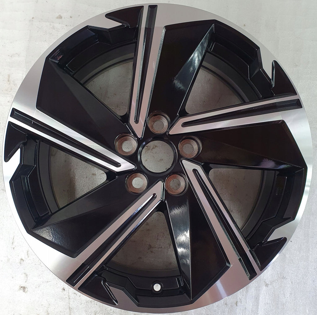 1x Alufelge 18 Zoll 7.0" 5x114.3 38ET Mitsubishi Outlander Eclipse Cross
