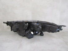 Laden Sie das Bild in den Galerie-Viewer, Frontscheinwerfer Toyota Yaris LED Rechts Scheinwerfer Headlight SCH6959864525vu
