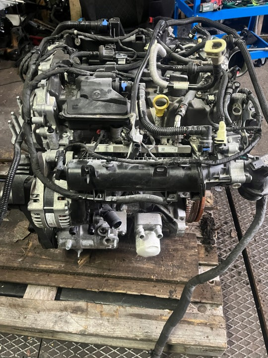 Motor Ford Kuga YZDA 1.5 25TKm Benzin Engine Unkomplett MOT7889889770xc