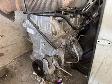 Laden Sie das Bild in den Galerie-Viewer, Motor Opel Astra K B14XFT 1.4 150PS 110kW 10TKm 2015 Benzin Engine Unkomplett MOT6708940249te