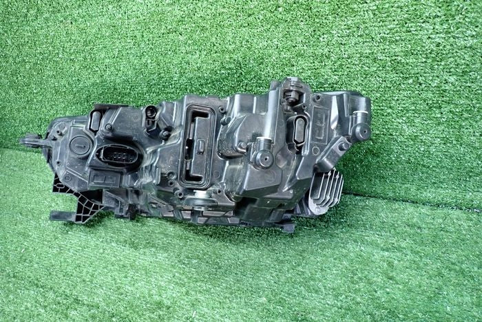 Frontscheinwerfer Skoda Octavia IV Rechts Scheinwerfer Headlight SCH6644563981hk