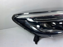Laden Sie das Bild in den Galerie-Viewer, Frontscheinwerfer Renault Captur I 260606092R 260107560R Ein Satz Headlight SCH9033781823ov