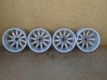 Laden Sie das Bild in den Galerie-Viewer, 4x Alufelge 16 Zoll 6.5" 5x112 8V0601025BM Audi A3 Rim Wheel FEL8224272994ms