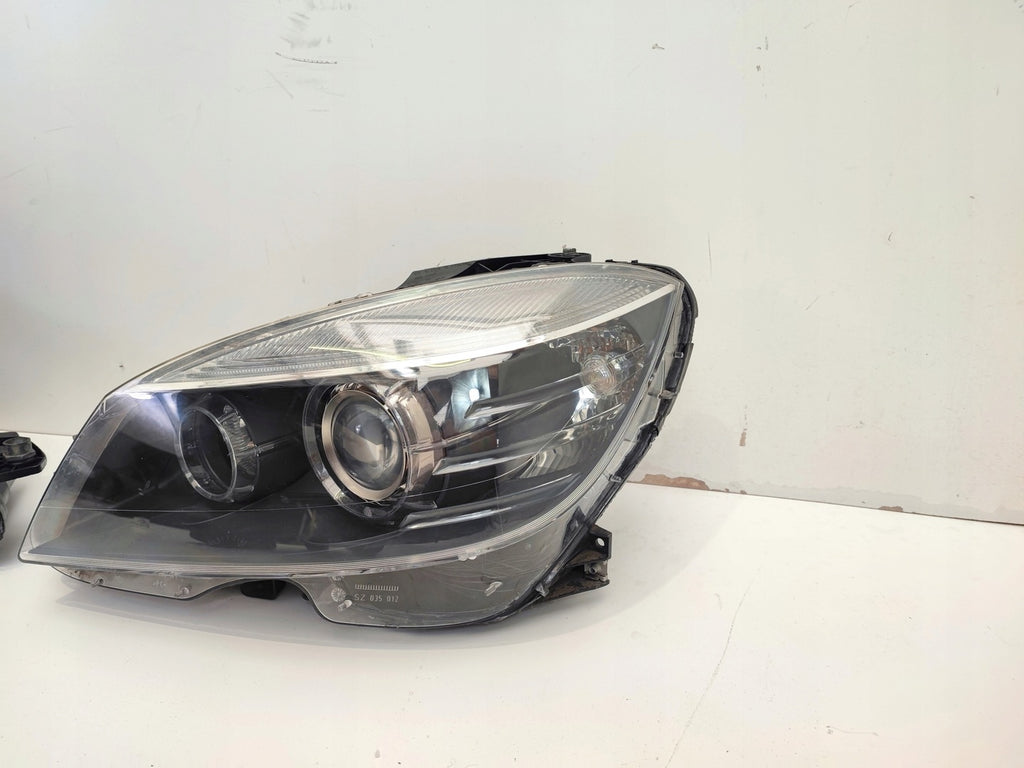 Frontscheinwerfer Mercedes-Benz W204 Xenon Links Scheinwerfer Headlight