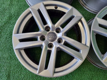 Laden Sie das Bild in den Galerie-Viewer, 4x Alufelge 17 Zoll 7.0" 5x112 42ET Glanz Silber 8W0601025P Audi A4 B8 Rim Wheel FEL8383746718wt