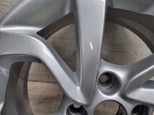 Laden Sie das Bild in den Galerie-Viewer, 1x Alufelge 16 Zoll 6.5&quot; 4x100 40ET 13380635 Opel Corsa E Rim Wheel