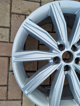 Load image into Gallery viewer, 1x Alufelge 19 Zoll 8.5" 5x112 40ET Silber 4K0601025G Audi A6 C8 Rim Wheel FEL6159292687oa