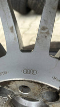 Load image into Gallery viewer, 1x Alufelge 17 Zoll 7.5&quot; 5x112 29ET Glanz Silber 8W0601025AE Audi Rim Wheel