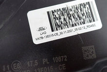 Laden Sie das Bild in den Galerie-Viewer, Frontscheinwerfer Ford Focus MX7B-13E015-CE Ein Stück (Rechts oder Links) SCH3836636213qx