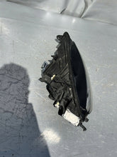 Laden Sie das Bild in den Galerie-Viewer, Frontscheinwerfer Volvo S60 V60 Rechts Scheinwerfer Headlight SCH1925096373zq