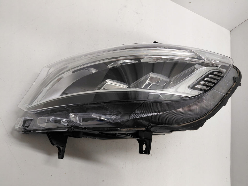 Frontscheinwerfer Mercedes-Benz Sprinter A9109068100 Links Headlight SCH5897219537op