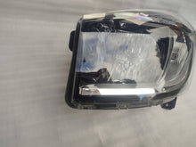 Load image into Gallery viewer, Frontscheinwerfer Renault Trafic III 260608912R 1EE01141041 Links Headlight SCH5287277357ek