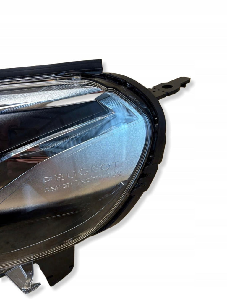 Frontscheinwerfer Peugeot Expert BWG1428 Links Scheinwerfer Headlight SCH6708019302cc