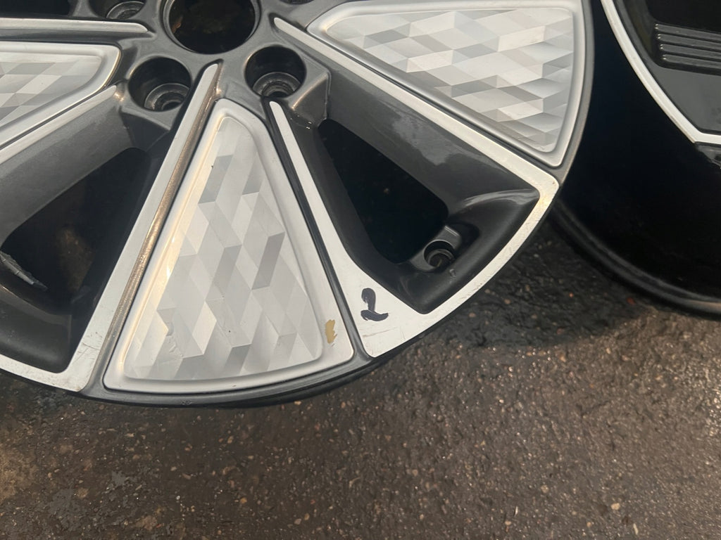 1x Alufelge 17 Zoll 7.0" 5x114.3 50ET Glanz Graphit 52910-J2000 Kia Soul Mg FEL7254020304og