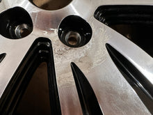 Load image into Gallery viewer, 1x Alufelge 18 Zoll 7.0" 5x114.3 45ET 52910-3W710 Kia Sportage Rim Wheel FEL9975862468ma