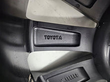 Laden Sie das Bild in den Galerie-Viewer, 1x Alufelge 17 Zoll 5x114.3 Toyota Corolla Rim Wheel FEL7375853873ev