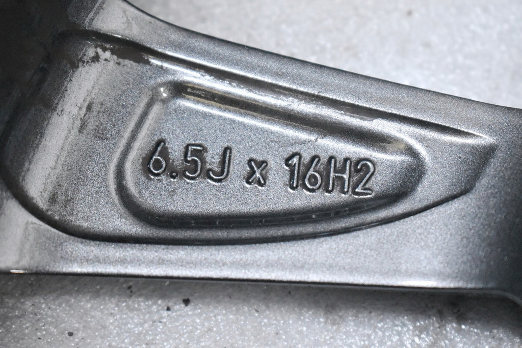 1x Alufelge 16 Zoll 6.5" 5x114.3 50ET 52910-G4200 Hyundai I30 I40 Rim Wheel