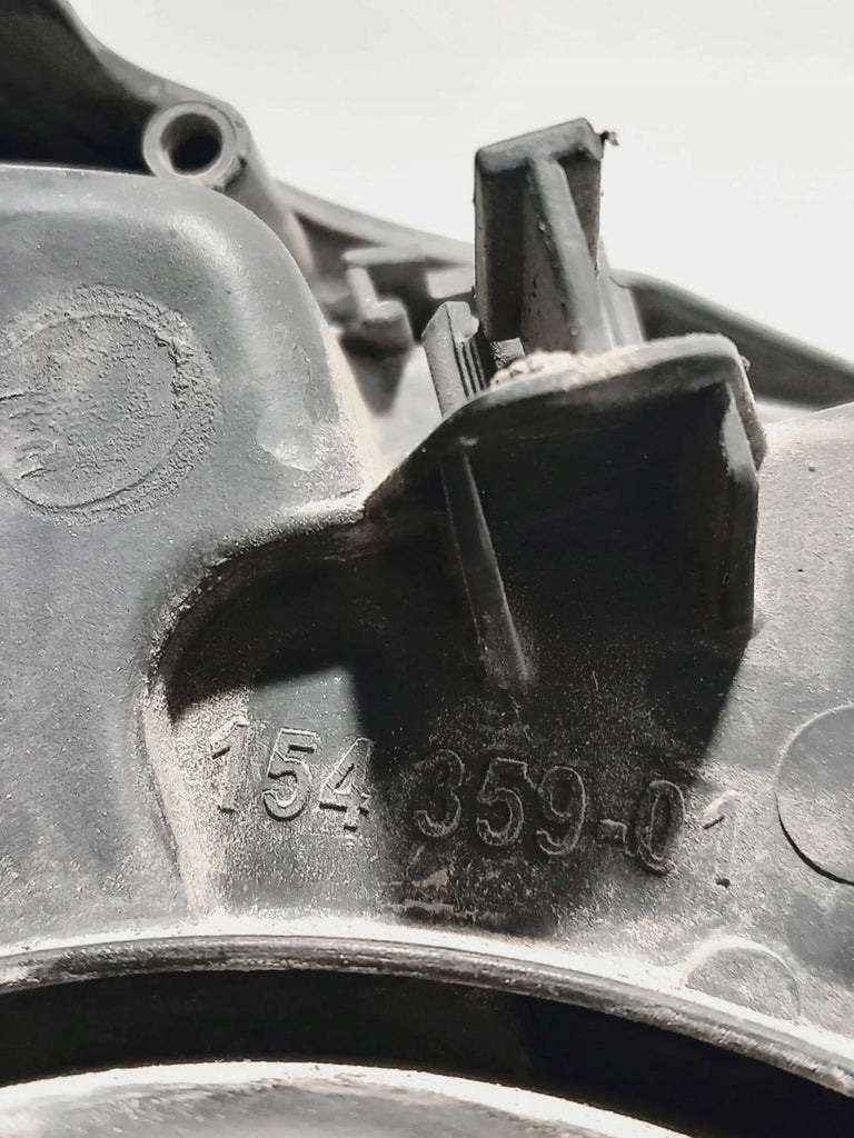 Frontscheinwerfer Mercedes-Benz W211 15435901 Links Scheinwerfer Headlight SCH3441164808bj