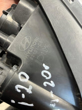 Load image into Gallery viewer, Frontscheinwerfer Hyundai I20 II 92101C8000 Ein Stück (Rechts oder Links)