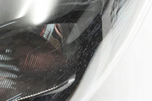 Laden Sie das Bild in den Galerie-Viewer, Frontscheinwerfer Ford Focus F1EB-13W030-EC Links Scheinwerfer Headlight SCH8935986868va
