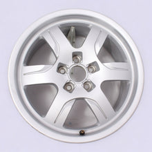 Load image into Gallery viewer, 1x Alufelge 17 Zoll 7.5&quot; 5x112 28ET Glanz Silber 8T0601025 Audi Rim Wheel