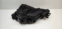 Laden Sie das Bild in den Galerie-Viewer, Frontscheinwerfer Skoda Superb III 3V1941016D LED Rechts Scheinwerfer Headlight SCH3037662092ye