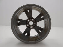 Laden Sie das Bild in den Galerie-Viewer, 1x Alufelge 17 Zoll 6.5" 5x112 46ET Glanz Silber 5E3601025AC Skoda Octavia Iv FEL6431015872gg