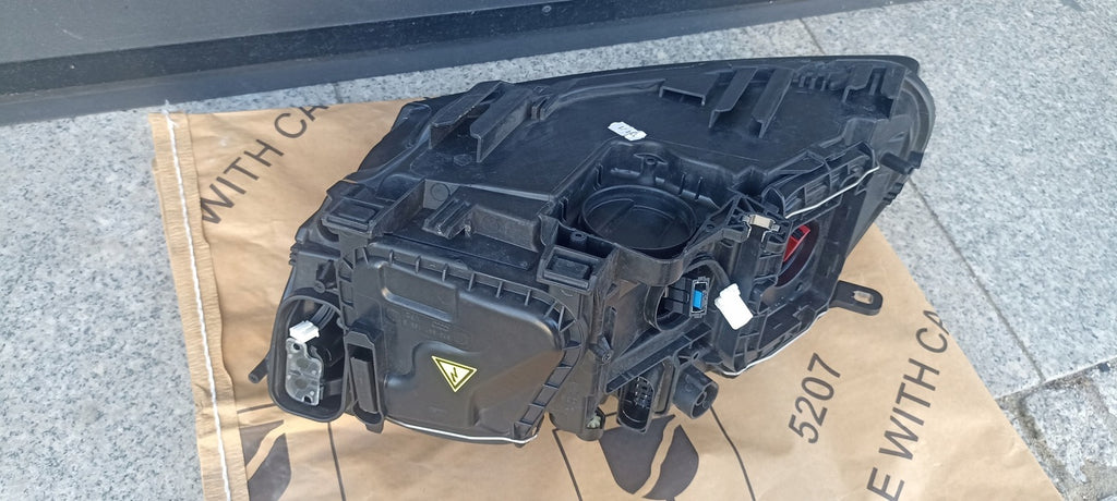Frontscheinwerfer Audi Q5 8R0941006C Xenon Ein Stück (Rechts oder Links)