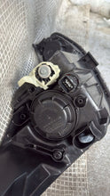 Load image into Gallery viewer, Frontscheinwerfer Hyundai I10 Links Scheinwerfer Headlight SCH3307153304or