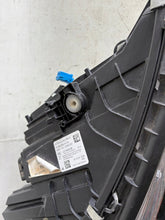 Laden Sie das Bild in den Galerie-Viewer, Frontscheinwerfer Mercedes-Benz W206 A2069065404 LED Rechts Headlight SCH3355751826sz