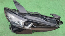 Laden Sie das Bild in den Galerie-Viewer, Frontscheinwerfer Mazda Cx30 Cx-30 DFR7-51030 LED Rechts Scheinwerfer Headlight SCH3243556951gi