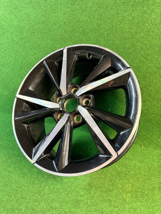 1x Alufelge 17 Zoll 7.0" 5x114.3 50ET Glanz Schwarz PW457-02001 Toyota Auris FEL7776903361fm