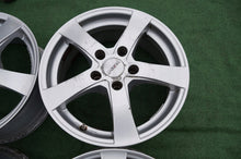 Load image into Gallery viewer, 4x Alufelge 16 Zoll 6.5" 5x112 40ET Glanz Silber Audi A4 B7 B6 I Passat FEL5335482885lo