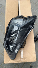 Load image into Gallery viewer, Frontscheinwerfer Hyundai Bayon Rechts Scheinwerfer Headlight