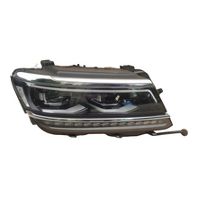 Laden Sie das Bild in den Galerie-Viewer, Frontscheinwerfer VW Tiguan Allspace 5NN941082C FULL LED Rechts Headlight