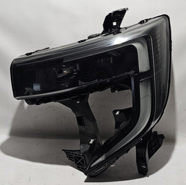 Frontscheinwerfer Nissan Interstar Master III 260609073R Links Headlight SCH1607723533kn